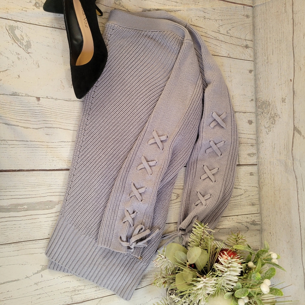 Ivanka Trump Silver Blue Knit Sweater